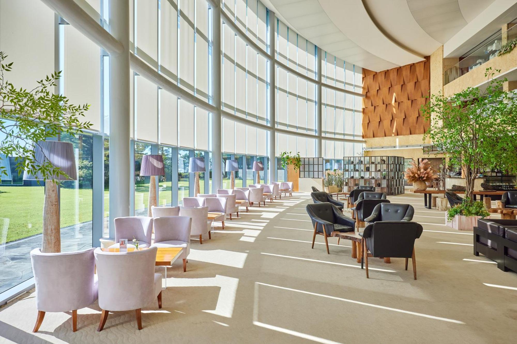 We Hotel Jeju Сеогвипо Екстериор снимка